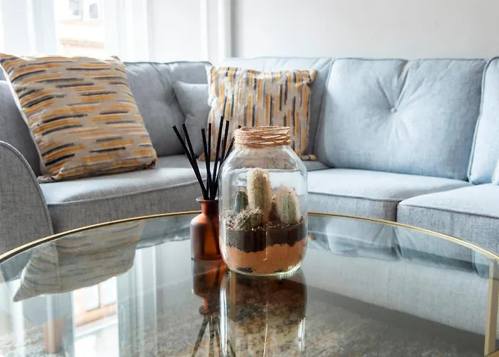 Pass The Keys Stylish 2 Bed In Heart Of West End 公寓 *