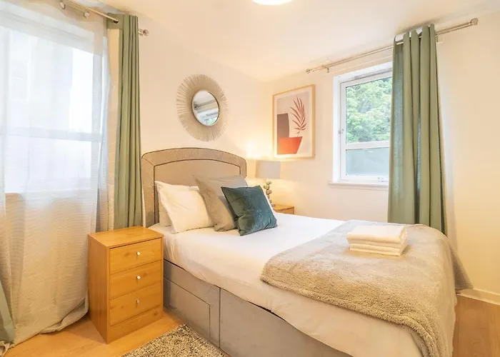 Apartament Merchant With Parking *