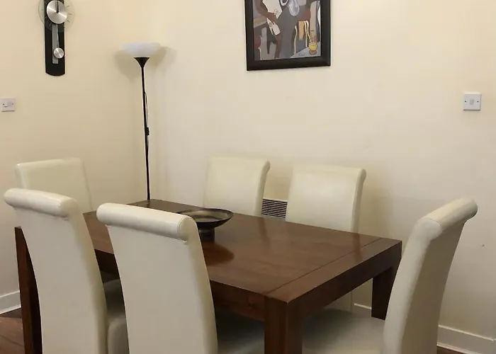 דירה Stunning Centre