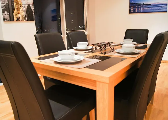 Views Centre Freeparking