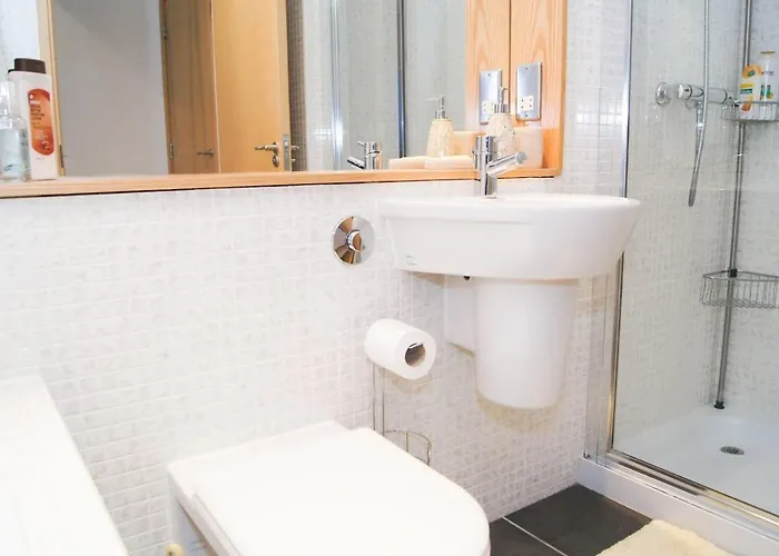 Views Centre Freeparking Apartman *