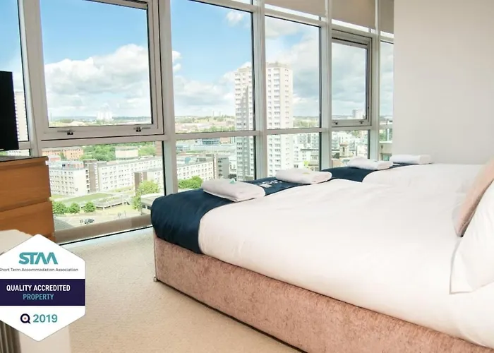 Views Centre Freeparking Apartman *