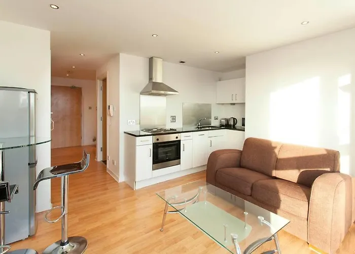 Executive 10th Floor Studio Flat Apartment