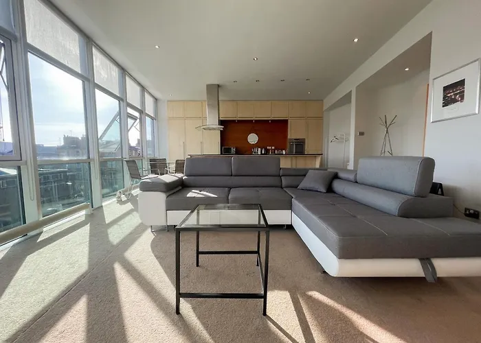 Appartement Centre 2-bed Parking Jacuzzi Bath Glasgow