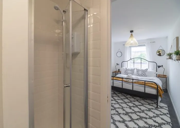 Luxury Flat In The Heart Of The Westend 格拉斯哥