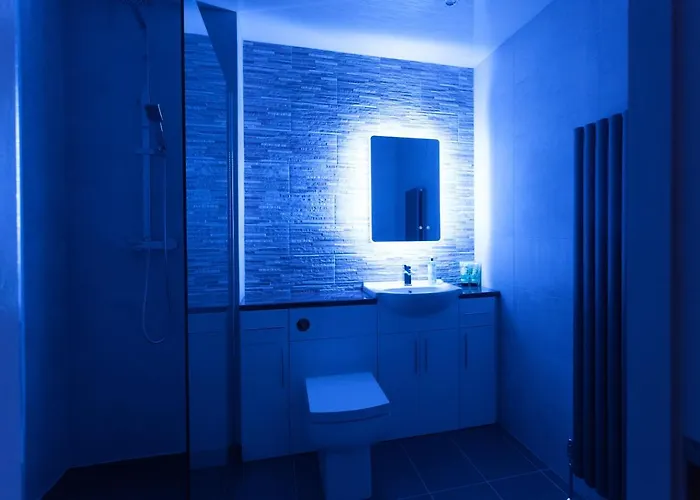 Centre With Free Secure Underground Parking アパート *