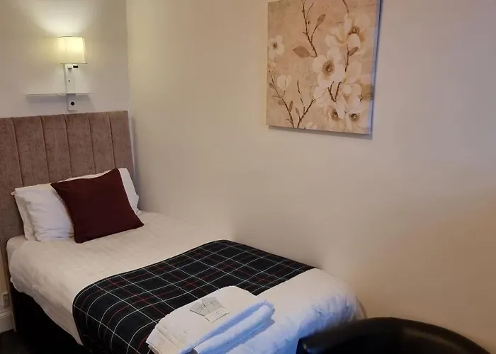 The Hampton Court Glasgow