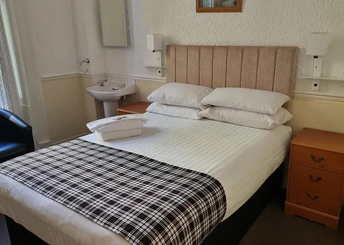 Hotel The Hampton Court Glasgow