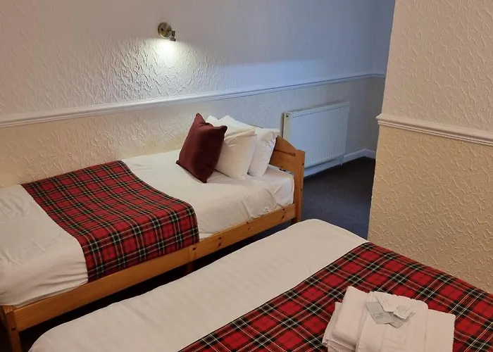 Hotel The Hampton Court