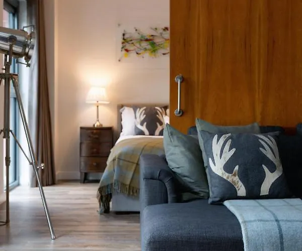 Riverside West End غلاسغو