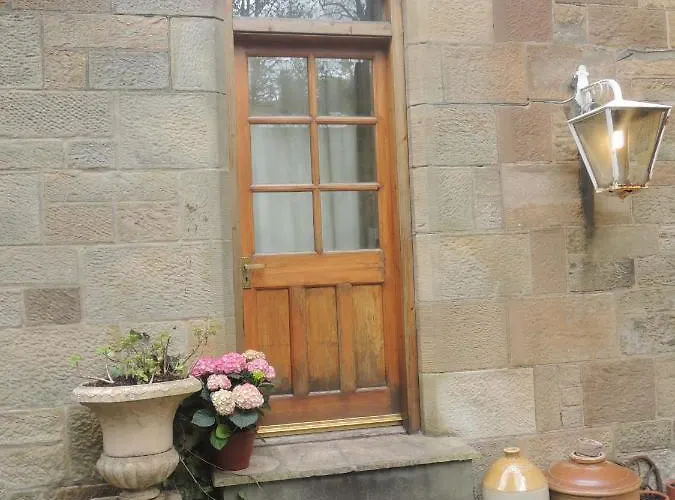 纽荷尔酒店 公寓 *