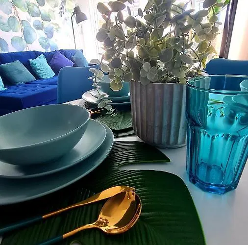 Beautiful 2bed House With Garden, Walking Distance To Town - Free Parking * Glasgow