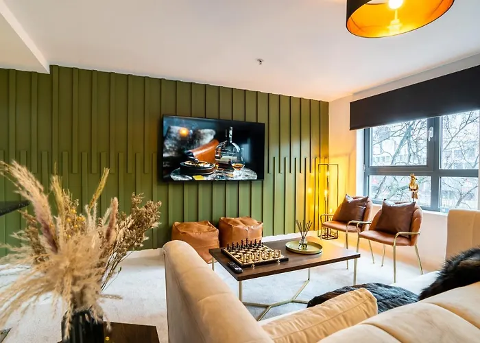 The Arran - Your Stylish Scottish Getaway! * Glasgow