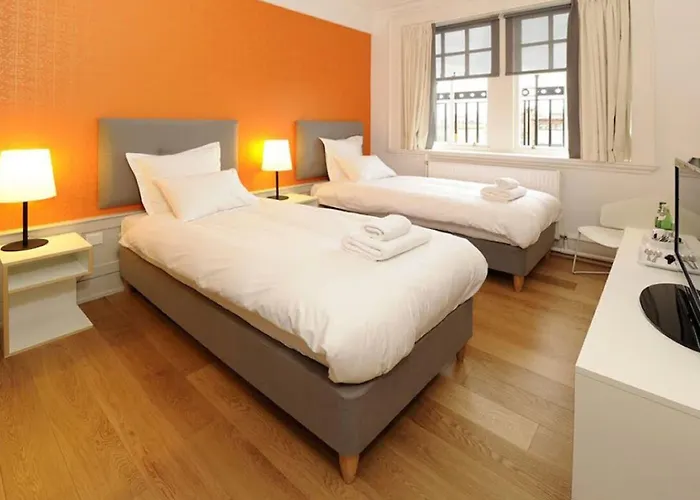 Grasshopper Hotel 3*