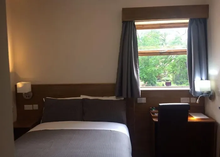 Crosshill House Hotel Glasgow