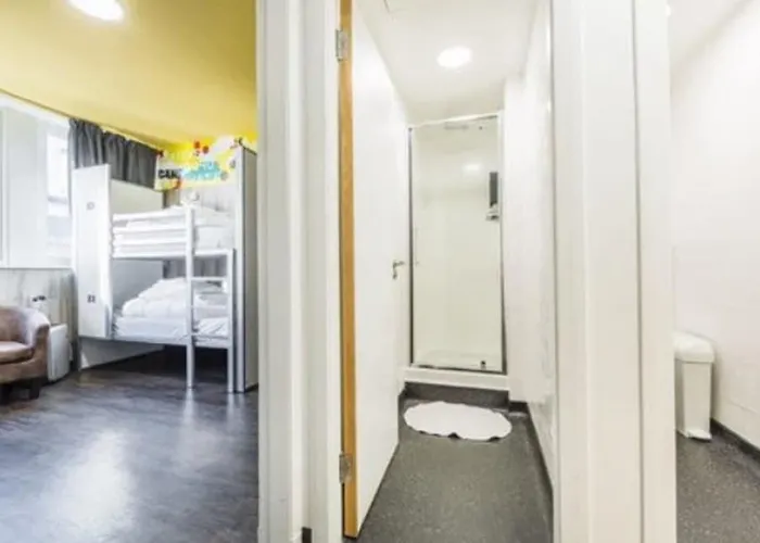 Euro 4* غلاسغو