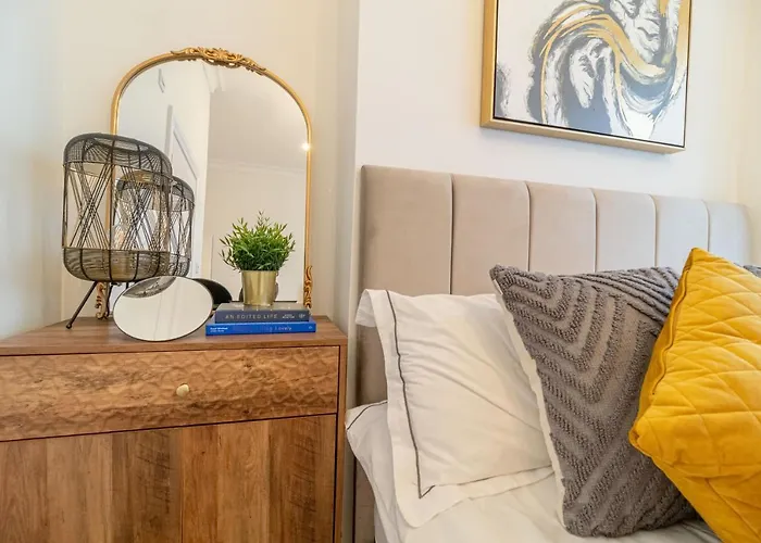 Large Blythswood Lejlighed