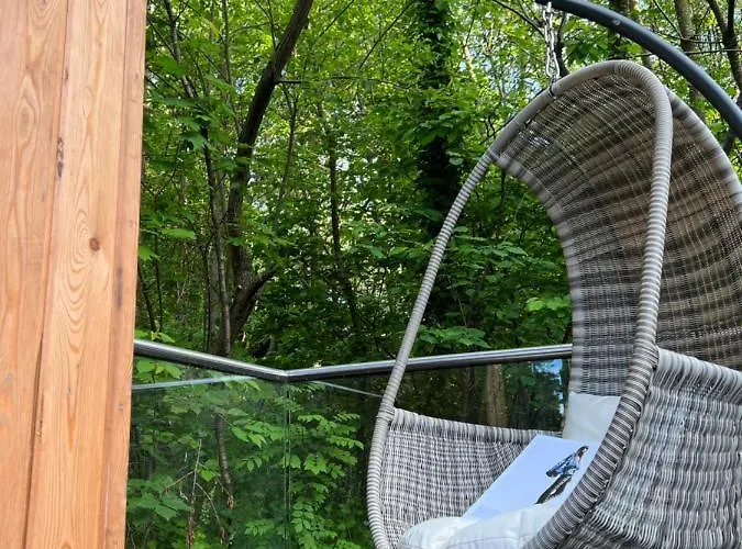 Designer House - Of / 'hillhead' West End G12 - Luxurious & Contemporary Detached House / Terrace / Garden / 'electric Car Charging' Garage Parking グラスゴー