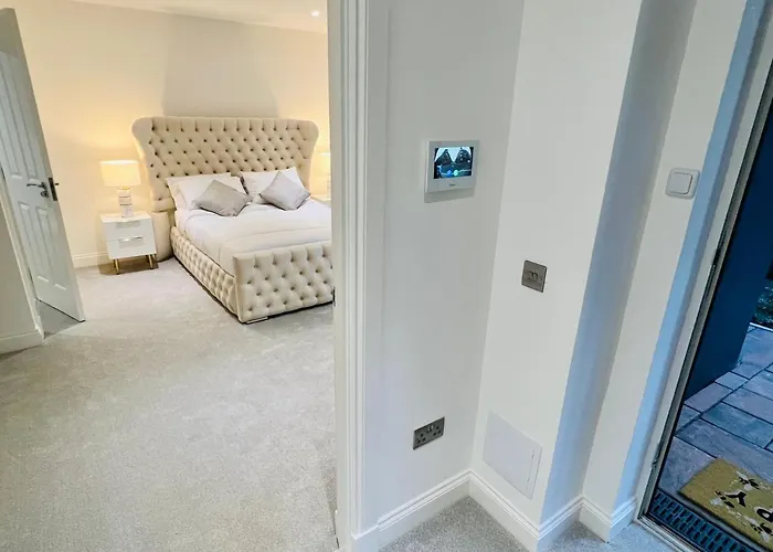 Designer House - Of / 'hillhead' West End G12 - Luxurious & Contemporary Detached House / Terrace / Garden / 'electric Car Charging' Garage Parking ヴィラ *