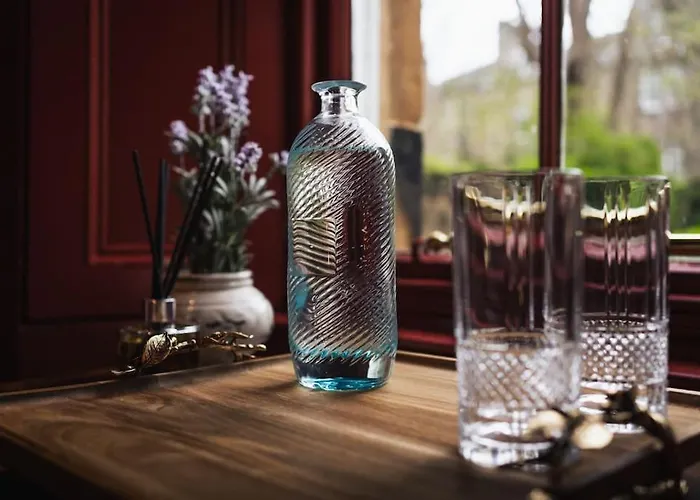 Huntly House - A Like No Other