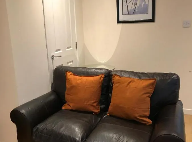 Apex Fox Street With Free Parking Glasgow