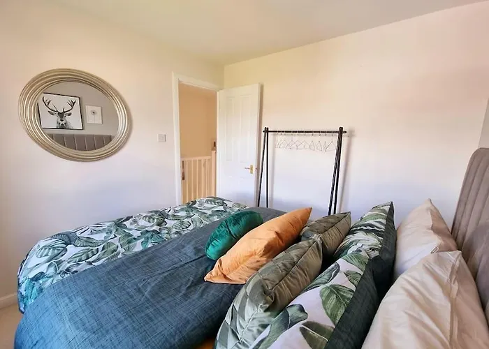 Homely Three Bed In * Глазго