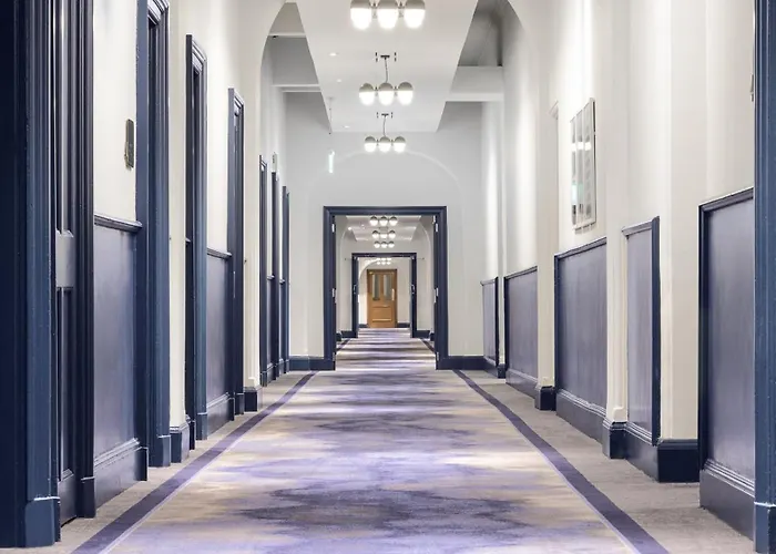 Voco Grand By Ihg מלון