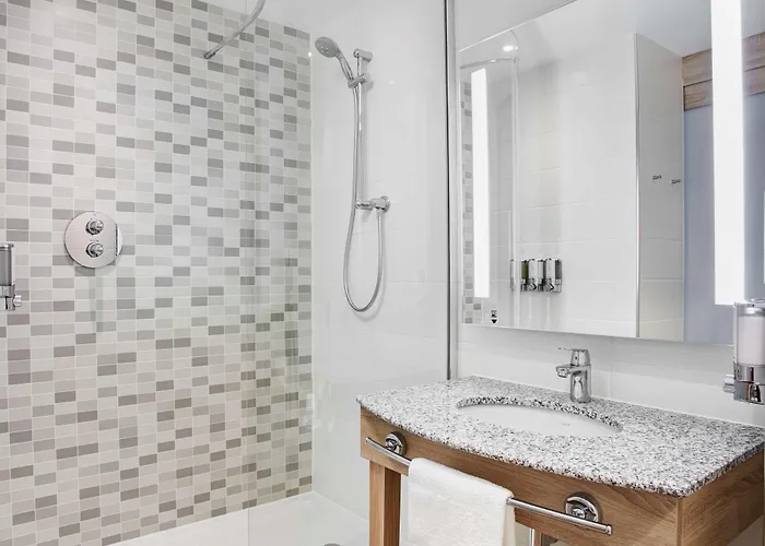 فندق Hampton By Hilton 3*