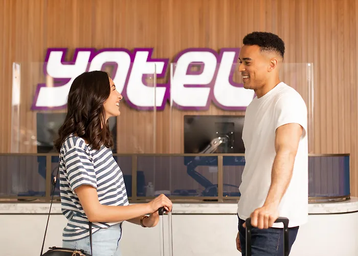 Yotel 酒店