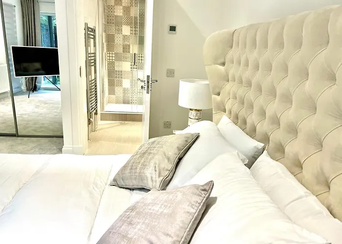 Designer House - Of / 'hillhead' West End G12 - Luxurious & Contemporary Detached House / Terrace / Garden / 'electric Car Charging' Garage Parking ヴィラ *