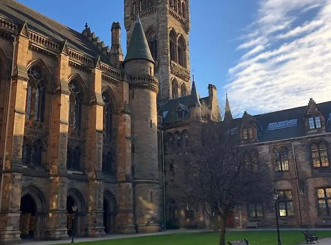 The Kelvin - Peaceful West End River View Holiday home *