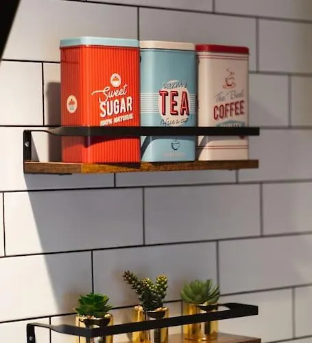 The West End Loft - 5* Retreat - Private Parking! Appartement