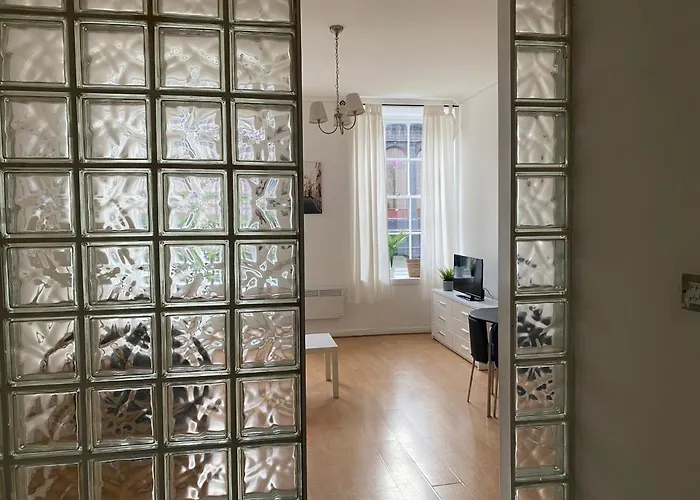 公寓 Lovely 1-bed In Merchant *