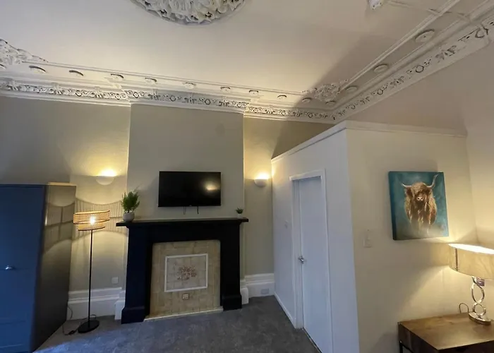 Appartement Traditional 5 Bedroom Centre