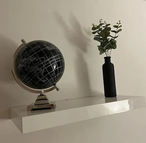 公寓 Modern 2 Bedroom Flat Near Centre *