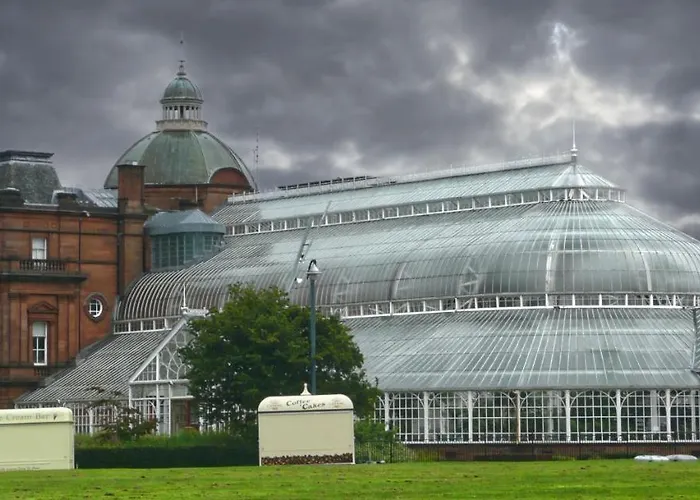 69 St Georges Mansions * Glasgow