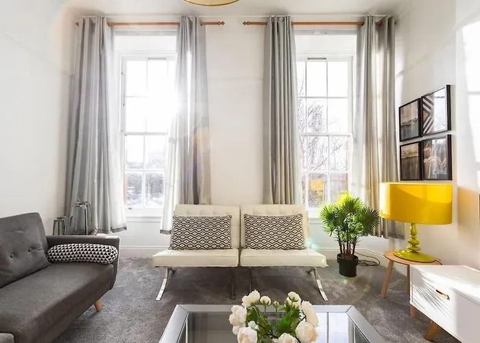 Διαμέρισμα West End 5 Min Walk To Secc And Hydro