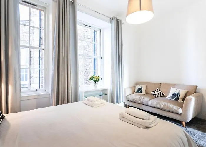 Διαμέρισμα West End 5 Min Walk To Secc And Hydro *