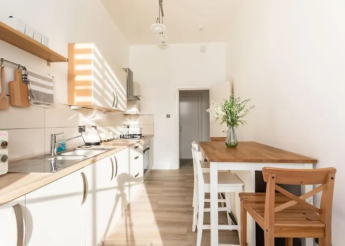 Διαμέρισμα West End 5 Min Walk To Secc And Hydro *