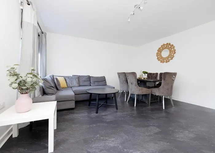 Ferienhaus Stylish 3br With Garden & Free Parking - Near O2 Academy & Centre Glasgow