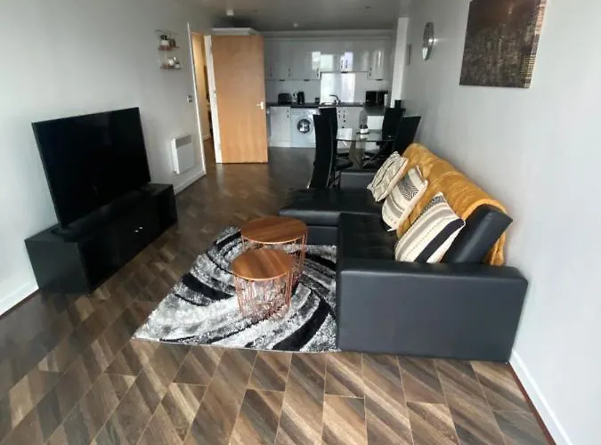 Διαμέρισμα Modern 2-bed In Secc/hydro