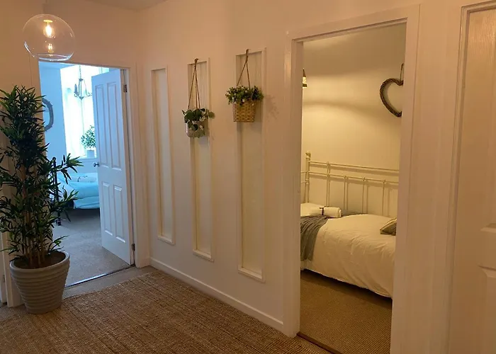 Inviting 1-bed In Merchant City * Glasgow