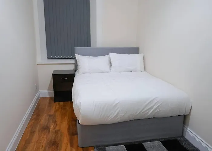 - 2 Bedroom アパート