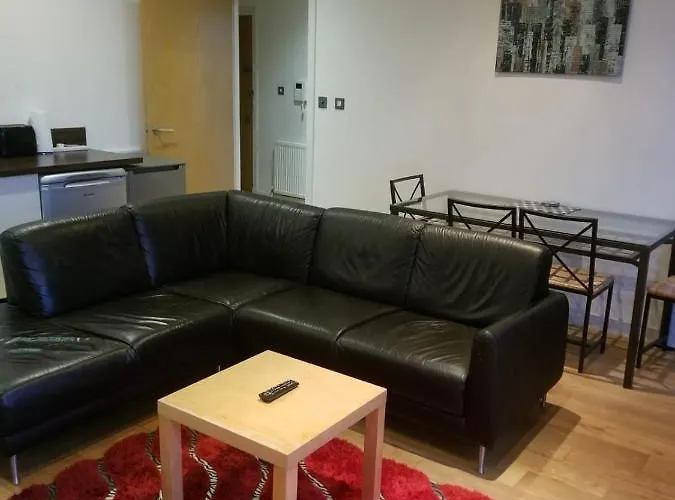 Апартаменты Modern 2bd2bath Citycentre *