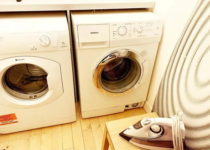 Apartman Designer Penthouse With Riverviews - G1 Centre, 3 Bedrooms, 2 Bathrooms, 1 Living / Kitchen. Full Floor, Wrap Around Terrace, Panoramic Views, Off Station / Buchanan Street Glasgow