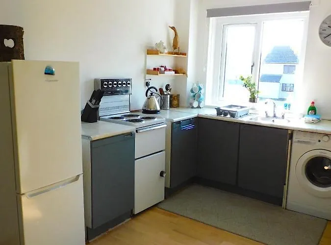 Fab Location 1 Bed Overlooking Glasgow