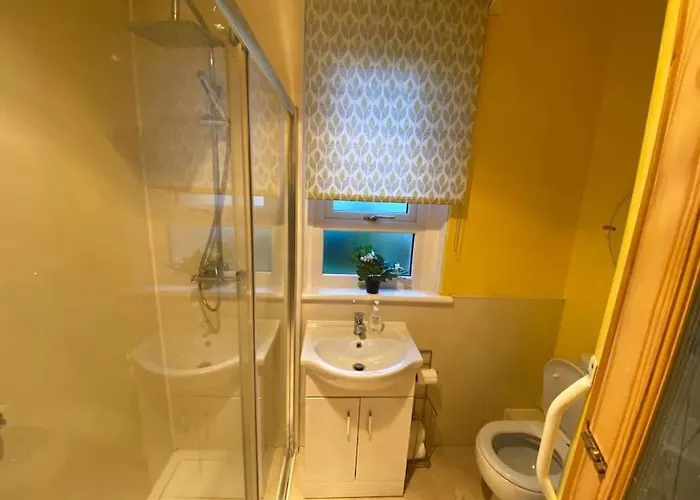 Auckland Apartment Glasgow