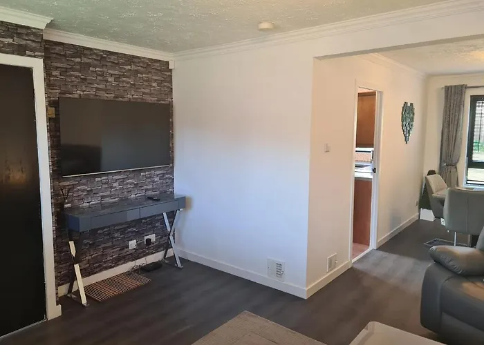 Travel Host 3 Bedroom House With Free Parking Villa Glasgow