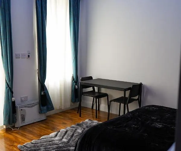 Novana 4* グラスゴー