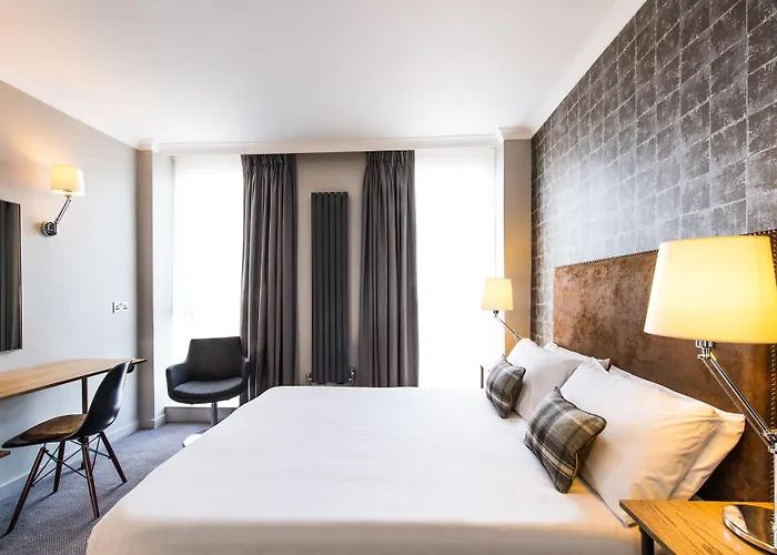 West By Compass Hospitality 3* グラスゴー